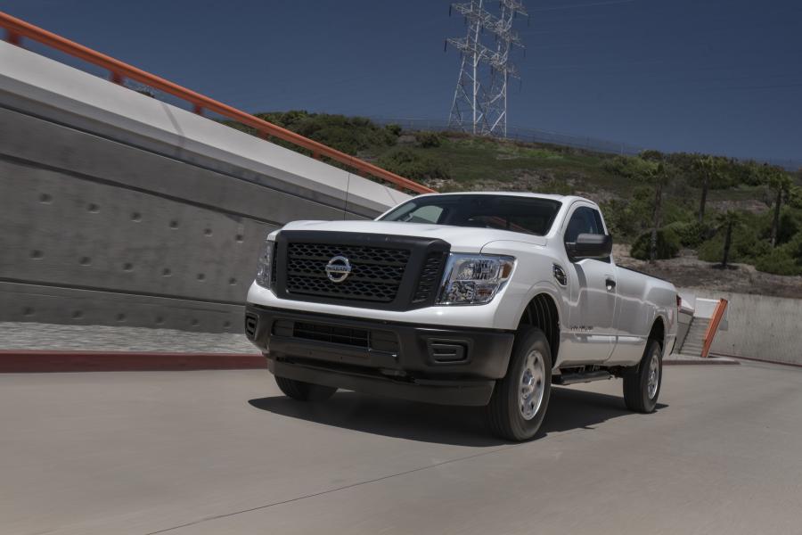  Nissan Titan XD S Single Cab 2016 года  (фото 13 из 15)
